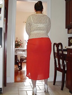 Candid Big Butt - Tight Skirt - Ass Voyeur